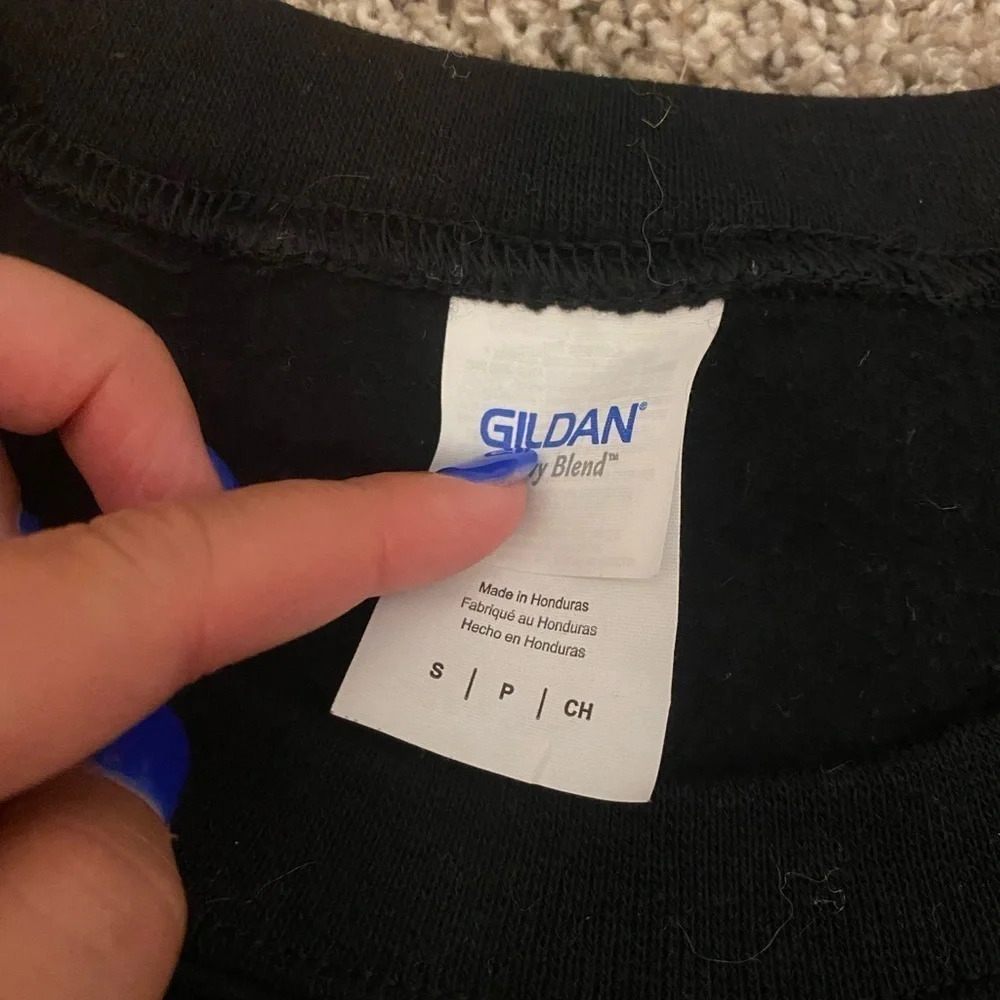 Heart Embroidered Crewneck - image 3